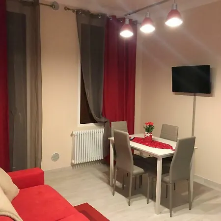 아파트 A Casa Da Raffael 4 *